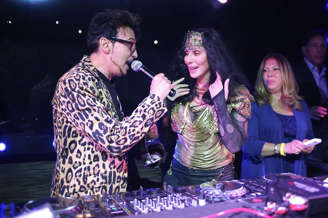 Cher gets ready to talk to the crowd at Marquee<br/>